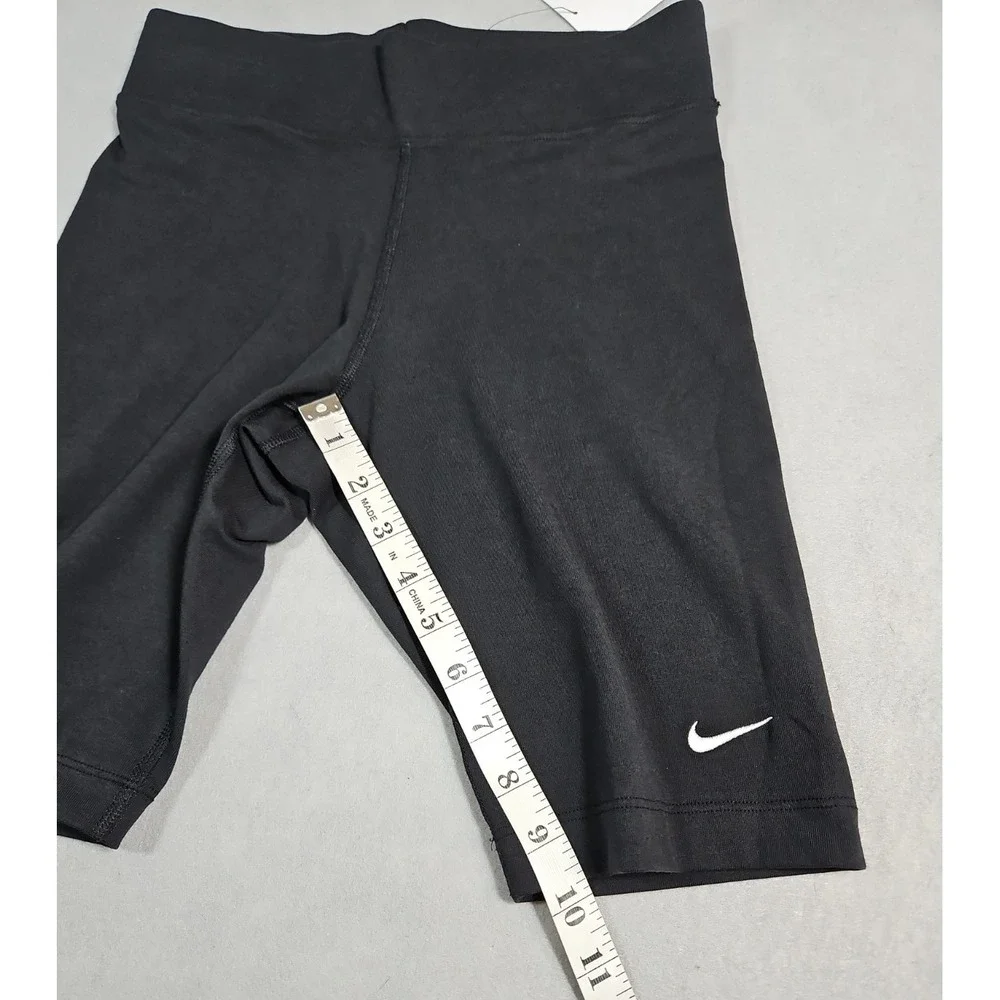 Nike Womens Black 10